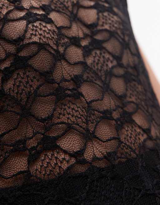 Vestido largo negro con mangas de casquillo y bajo asimétrico de encaje de Noisy May, 4 de 4