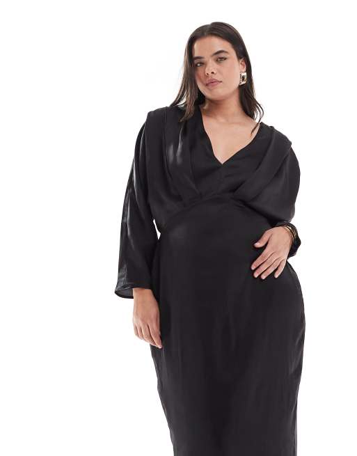Vestido largo negro con parte superior estilo kimono de satén de