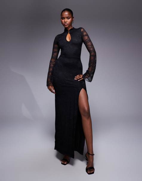 Vestido largo negro de manga larga con abertura lateral y en el pecho de encaje exclusivo de Kaiia - view 1