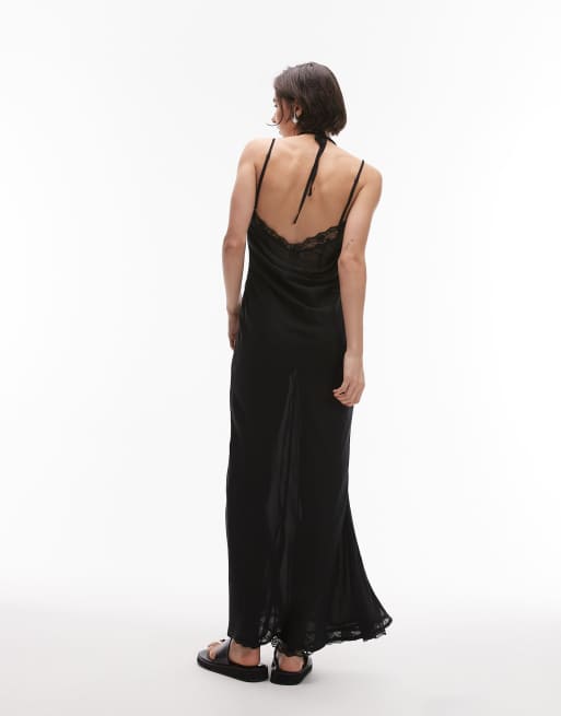 Vestido largo negro de tirantes con cuello desbocado y ribete de encaje de SNDYS, 4 de 4