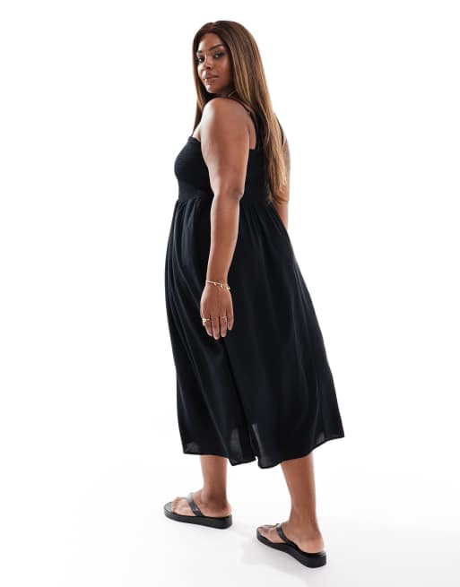 Vestido largo negro fruncido de tirantes Easy de Vero Moda Curve, 4 de 4