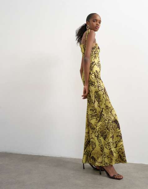 Vestido largo para eventos especiales con estampado de cachemir y pecho plegado de Topshop - view 1