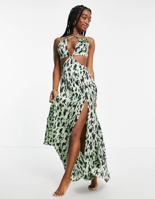 Vestido largo playero caqui con estampado animal y aberturas de ASOS DESIGN