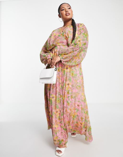Vestido largo plisado con estampado floral amarillo de ASOS DESIGN Curve