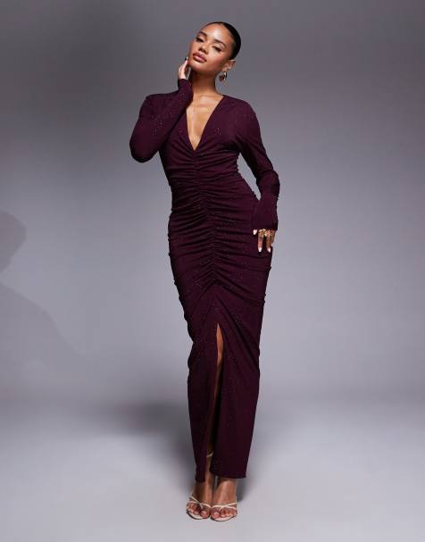 Vestido largo rojo cereza con cuello escotado, abertura delantera y diseño adornado de TFNC - view 1