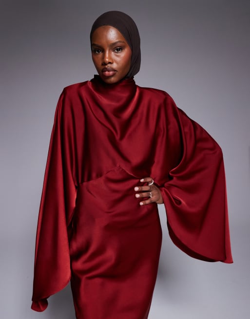 Vestido largo rojo con cuello alzado y mangas extragrandes de satén de ASOS DESIGN, 2 de 4