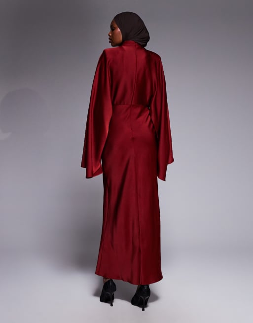 Vestido largo rojo con cuello alzado y mangas extragrandes de satén de ASOS DESIGN, 4 de 4