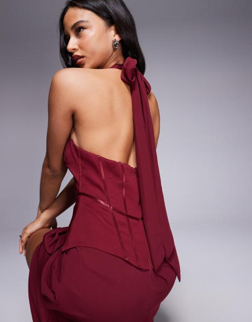 Vestido largo rojo estructurado con detalle de corsé con cuello halter de ASOS DESIGN, 3 de 4