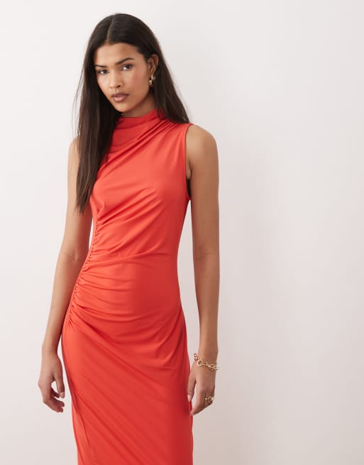 Vestido largo rojo hibisco fruncido con cuello alto de VILA, 2 de 4