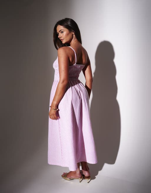 Vestido largo rosa a rayas fruncido de South Beach, 4 de 4