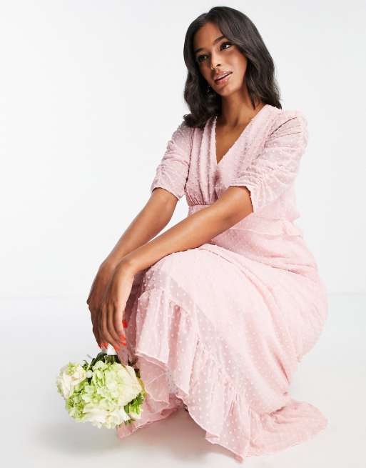 Vestido largo rosa claro de chifón texturizado de Blume Bridal