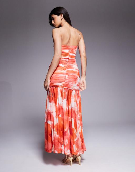 Vestido largo rosa con estampado abstracto y escote palabra de honor de malla Solana de Bardot, 3 de 4