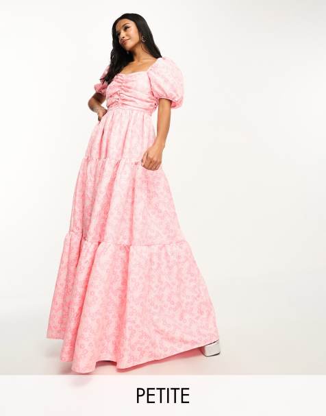 Vestido largo rosa con estampado de margaritas y mangas abullonadas de jacquard exclusivo de Collective The Label Petite - view 1