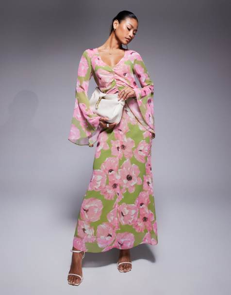 Vestido largo rosa con estampado floral, cuello de pico y detalle fruncido en la parte delantera de ASOS DESIGN - view 1