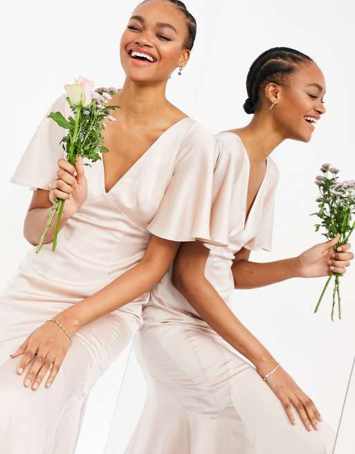 Vestido largo rosa con manga acampanada en satén de ASOS EDITION, 3 de 4