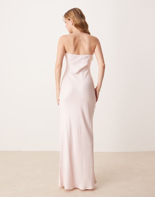 Vestido largo rosa de corte al bies con escote palabra de honor de satén de ASOS DESIGN, 4 de 4