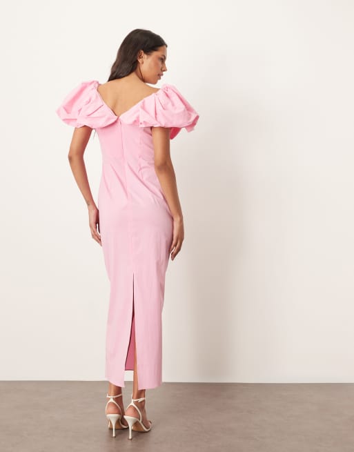 Vestido largo rosa fruncido con escote Bardot y mangas abullonadas de ARRANGE, 3 de 4