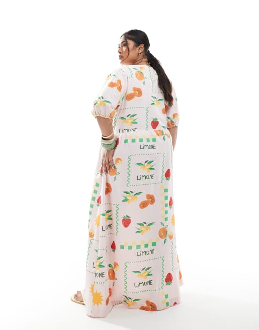 Vestido largo rosa pálido con mangas abullonadas, botones en la parte delantera y estampado de frutas de Pieces Curve, 2 de 4