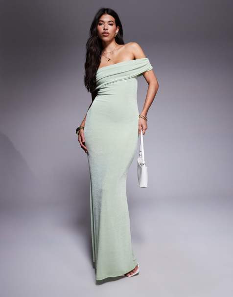 Vestido largo verde ajustado con escote Bardot fruncido de Aria Cove - view 1