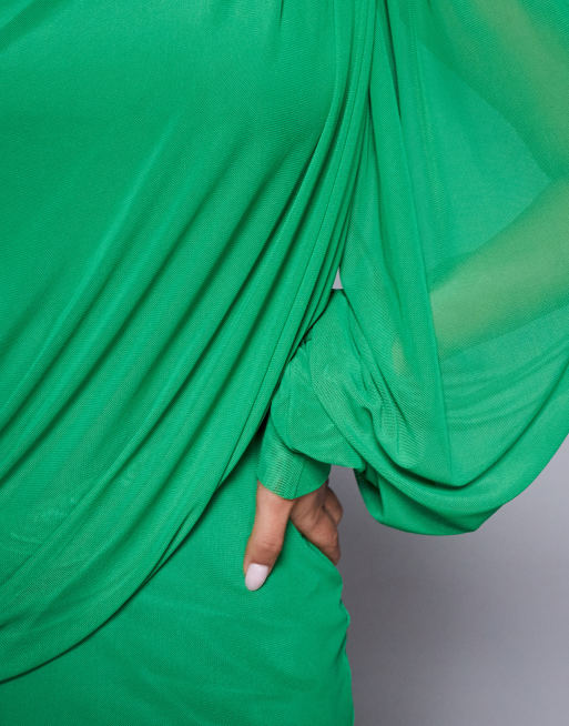 Vestido largo verde cruzado con cuello alto y mangas blusón drapeadas de malla Modest de ASOS DESIGN, 2 de 4