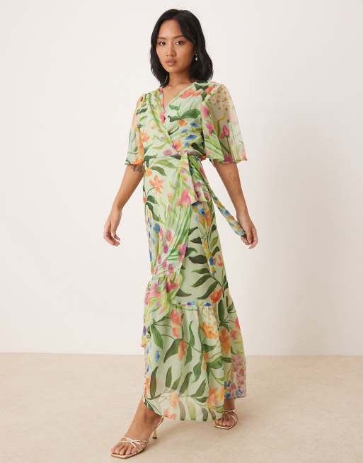 Vestido largo verde cruzado con diseño estampado, mangas de volantes y lazada en la cintura de Hope & Ivy Petite
