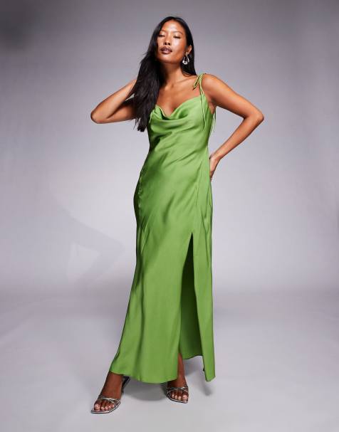 Vestido largo verde de tirantes anudados con detalle de abertura de satén de ASOS DESIGN Petite  - view 1