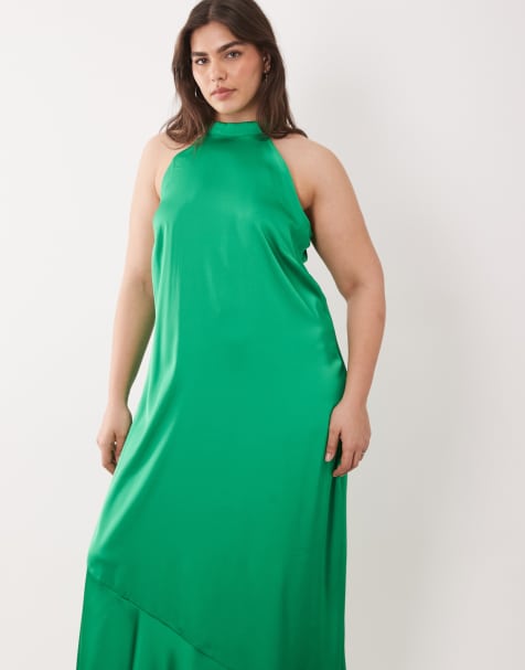 Vestido largo verde luminoso liso con cuello halter de satén de VILA Curve - view 1