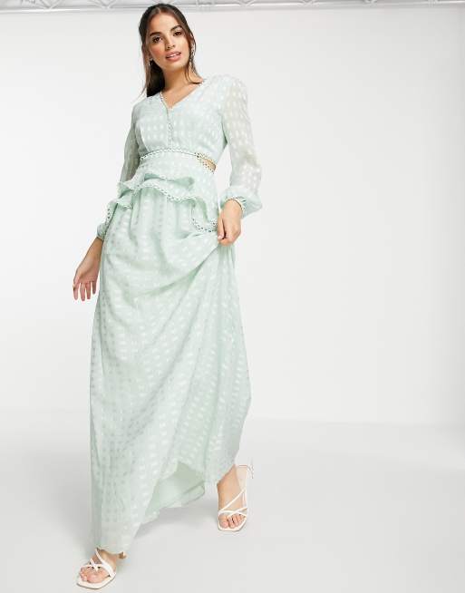 Vestido largo verde menta suave escotado de Lipsy