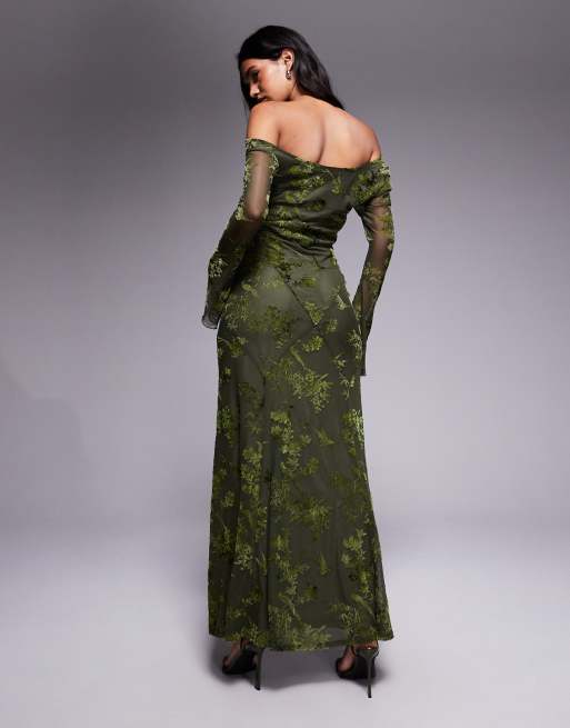 Vestido largo verde oliva con patrón floral devoré, mangas