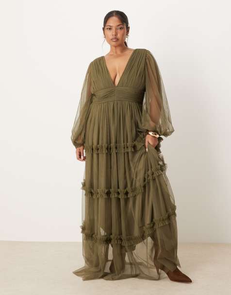 Vestido largo verde oliva oscuro de estilo boho con volantes de Lace & Beads Plus - view 1