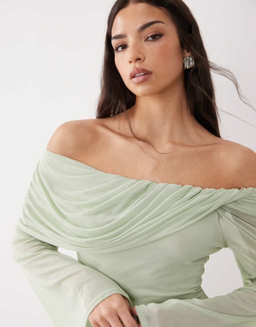 Vestido largo verde salvia de manga larga con escote Bardot drapeado de ASOS DESIGN, 3 de 4
