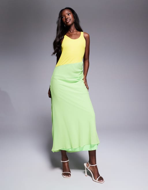 Vestido largo verde y amarillo con diseño color block, cuello de nadadora y falda de chifón de ASOS DESIGN