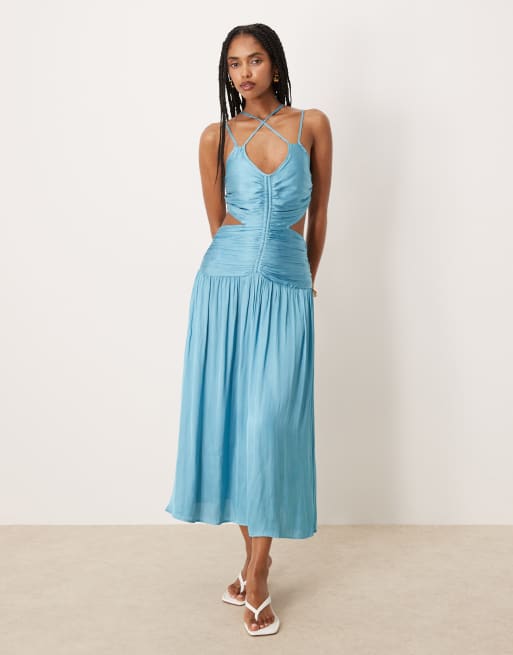 Vestido lencero azul con abertura en la espalda de Scalpers