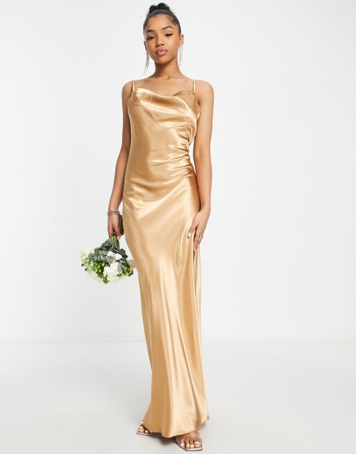 Vestido dorado dama 2025 de honor
