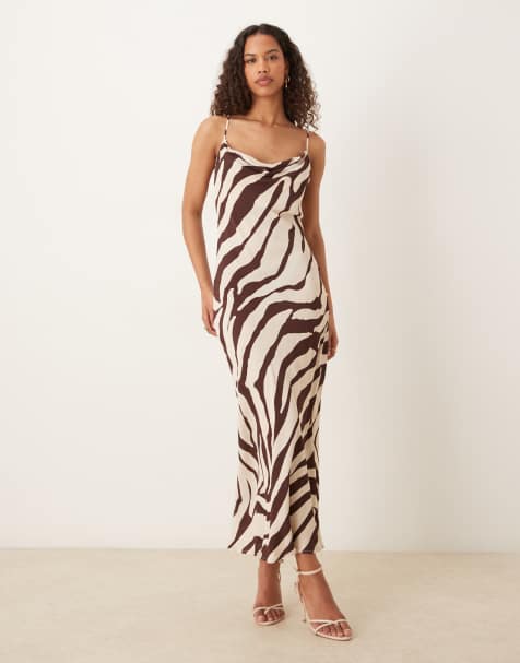 Vestido lencero marrón con estampado de cebra de chifón de Mango - view 1