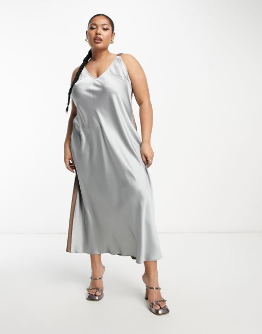 Vestido lencero midi gris y marrón moca con diseño color block y espalda elástica de satén de ASOS DESIGN Curve