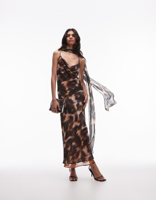 Vestido lencero midi multicolor con estampado difuminado, cuello desbocado y fular al cuello de Topshop