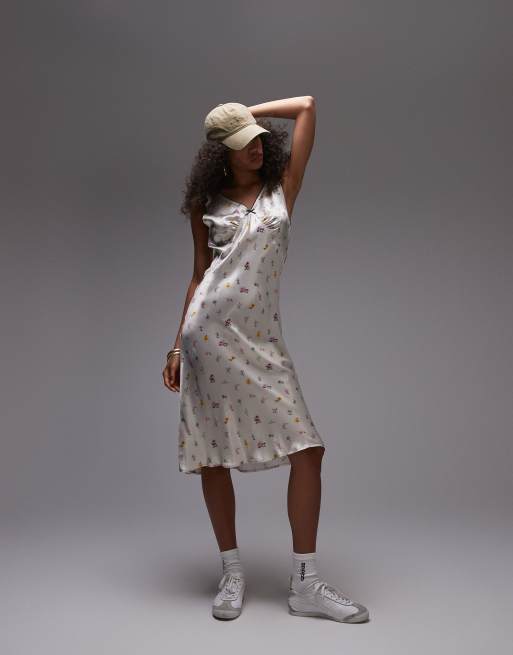 Vestido lencero midi multicolor con estampado floral vintage de Topshop