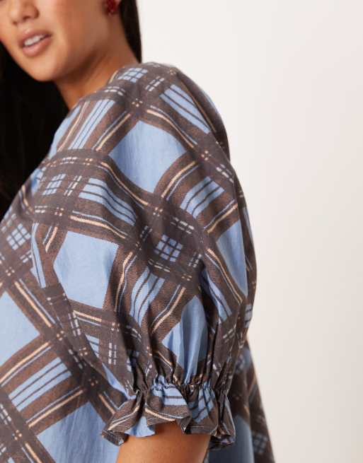 Vestido marrón y azul a cuadros con bajo amplio de ASOS DESIGN, 3 de 4