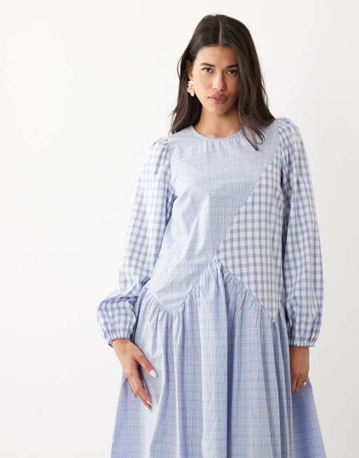 Vestido midi a cuadros azules variados con diseño de paneles y costuras de tejidos variados de YAS, 2 de 4