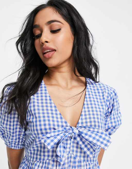 Vestido midi a cuadros vichy azules con lazada en la parte delantera de Influence Petite, 3 de 4