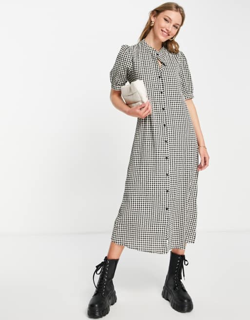 Vestido midi a cuadros vichy de Urban Threads