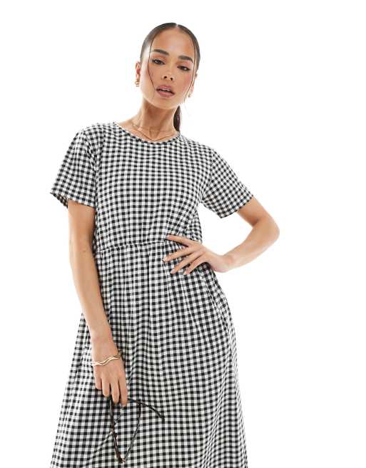 Vestido midi a cuadros vichy negros y blancos de manga corta con bolsillos de punto liso de Threadbare, 2 de 4