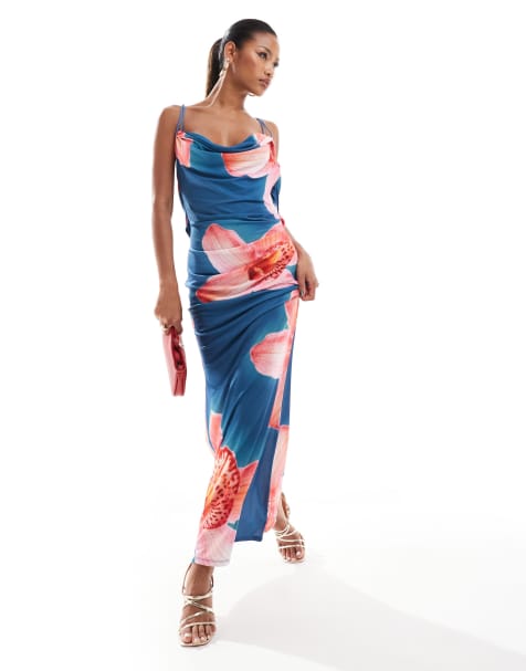 Vestido midi azul ceñido de tirantes dobles con cuello desbocado y estampado floral extragrande de ASOS DESIGN - view 1