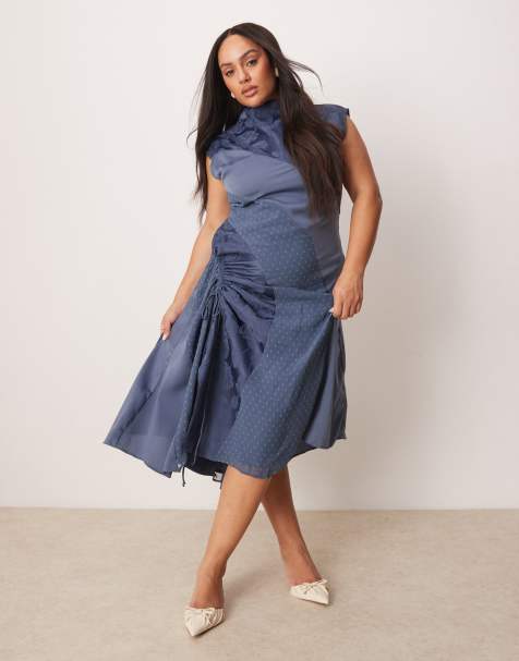 Vestido midi azul con lateral fruncido y diseño dividido de jacquard y plumeti de ASOS DESIGN Curve - view 1