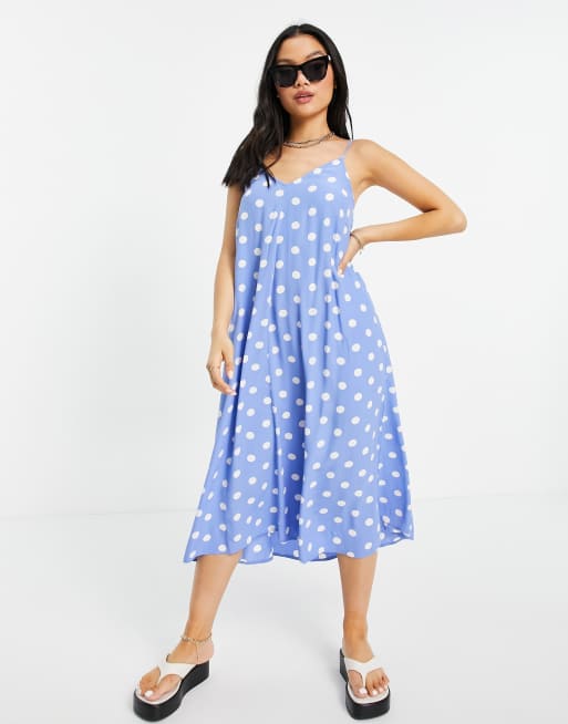 Vestido midi azul de tirantes con lunares blancos de Vero Moda Petite, 2 de 4