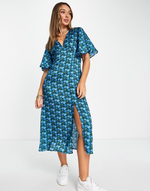 Vestido midi azul estampado con mangas ángel de Topshop