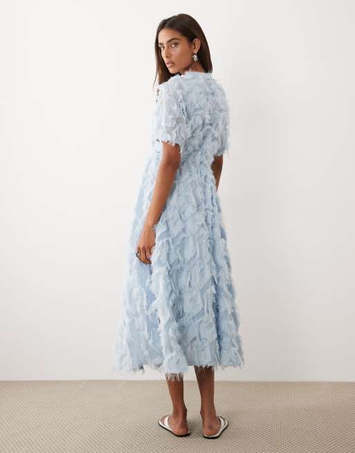 Vestido midi azul pálido con cuello de pico de tejido texturizado de YAS, 4 de 4