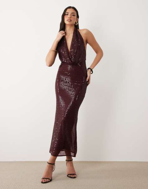 Vestido midi Bardot Nola de lentejuelas, escote pronunciado, cuello desbocado y espalda abierta en ciruela oscura - view 1