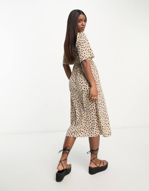 Vestido midi beis de manga corta con abertura lateral y diseño estampado de Monki, 4 de 4
